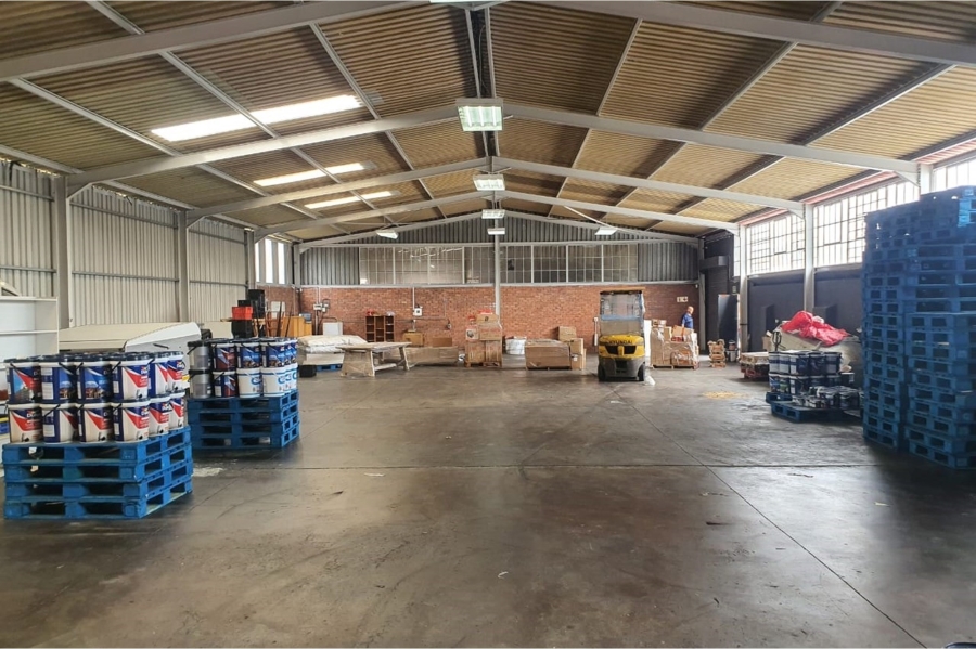 To Let commercial Property for Rent in Neave Industrial Eastern Cape